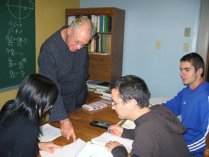 Étudiants pendant un cours de groupe